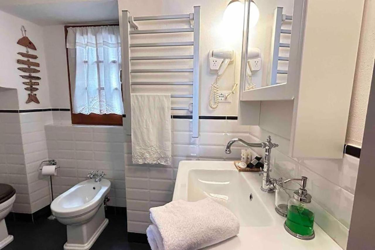 Compagnia Del Mare, Cinque Terre Full Apt X 2, Centro Storico,5 Minuti Dal Mare! Riomaggiore Eksteriør bilde
